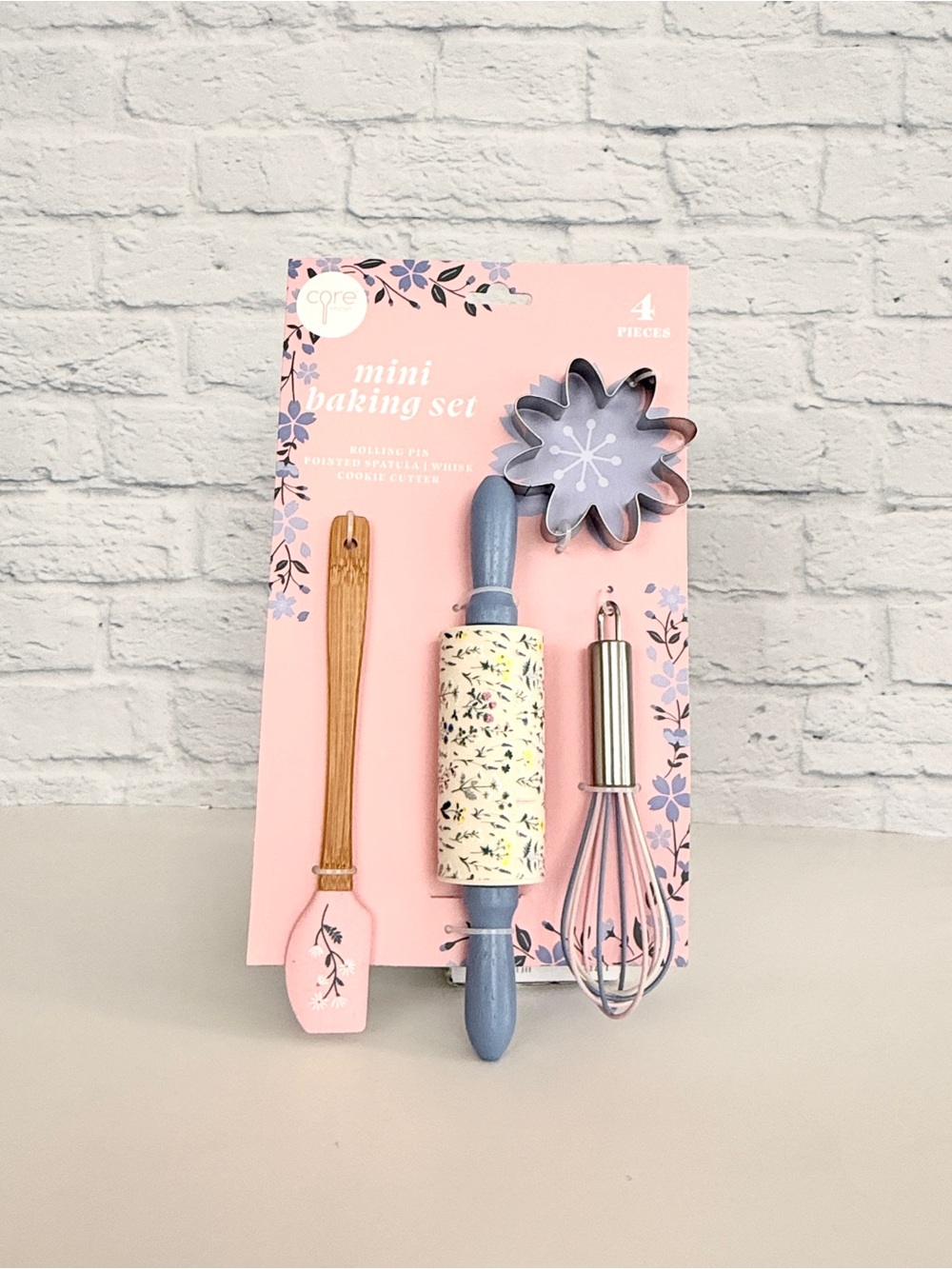 New Core Kitchen 4-Piece Mini Baking Set Dainty Florals